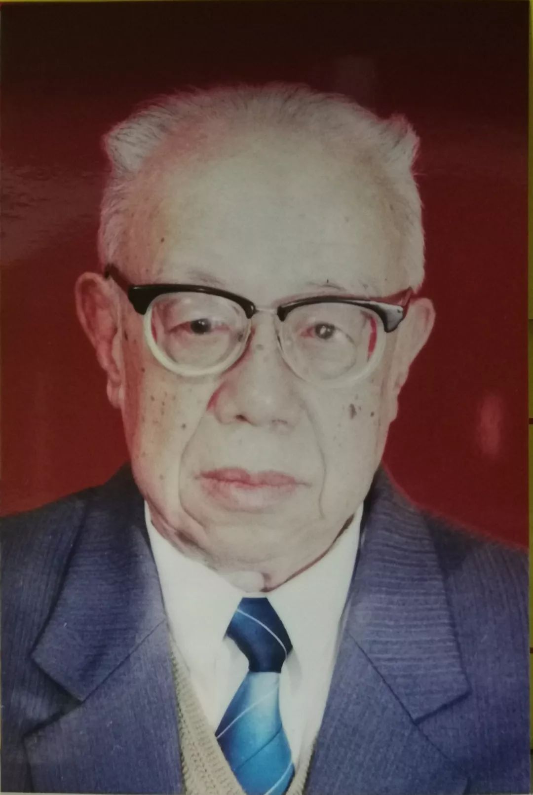 东莞名人档案之一:东莞杏林传奇——何炎燊先生